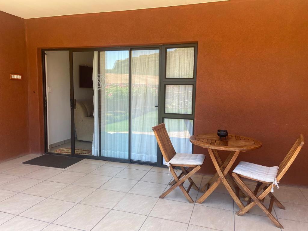Botleng Guest House Boqate Exteriör bild