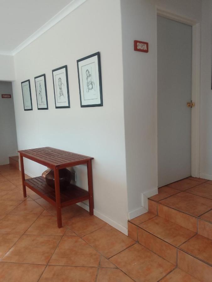 Botleng Guest House Boqate Exteriör bild