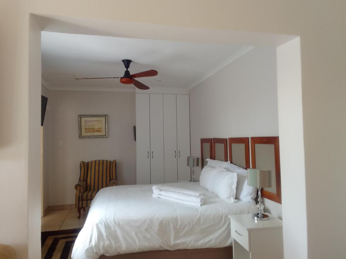Botleng Guest House Boqate Exteriör bild